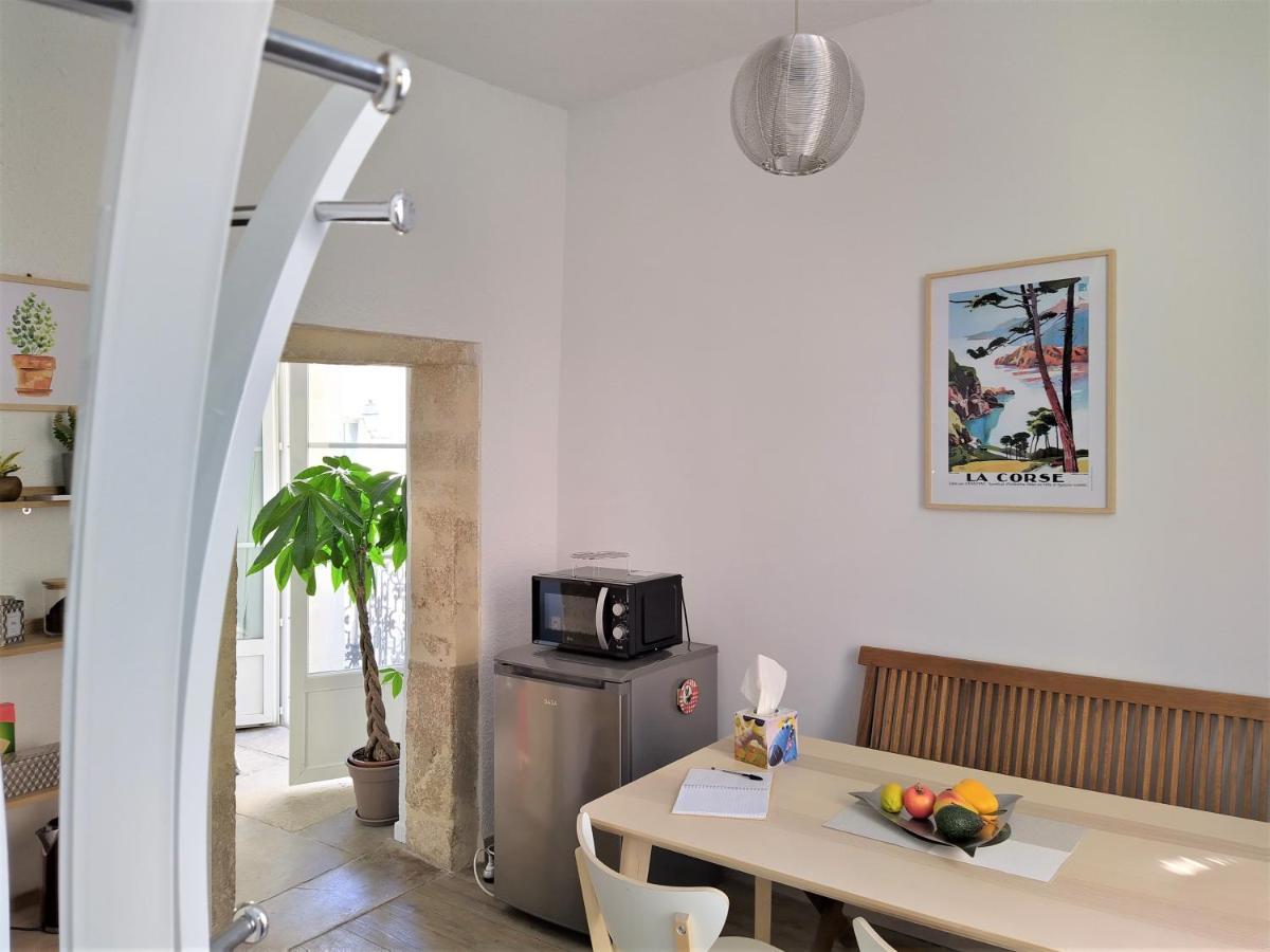 Le Balcon De Saint Roch Apartment Montpellier Bagian luar foto