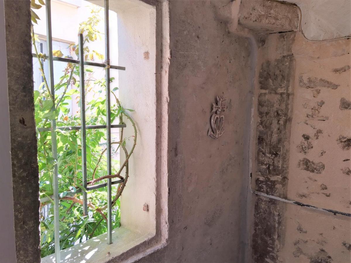 Le Balcon De Saint Roch Apartment Montpellier Bagian luar foto